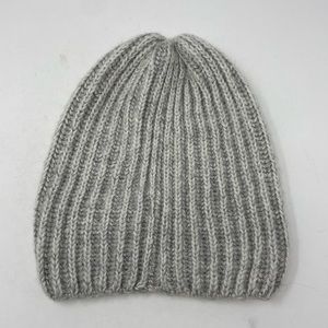 ✨3/$25✨ American Eagle Light Gray Winter Hat